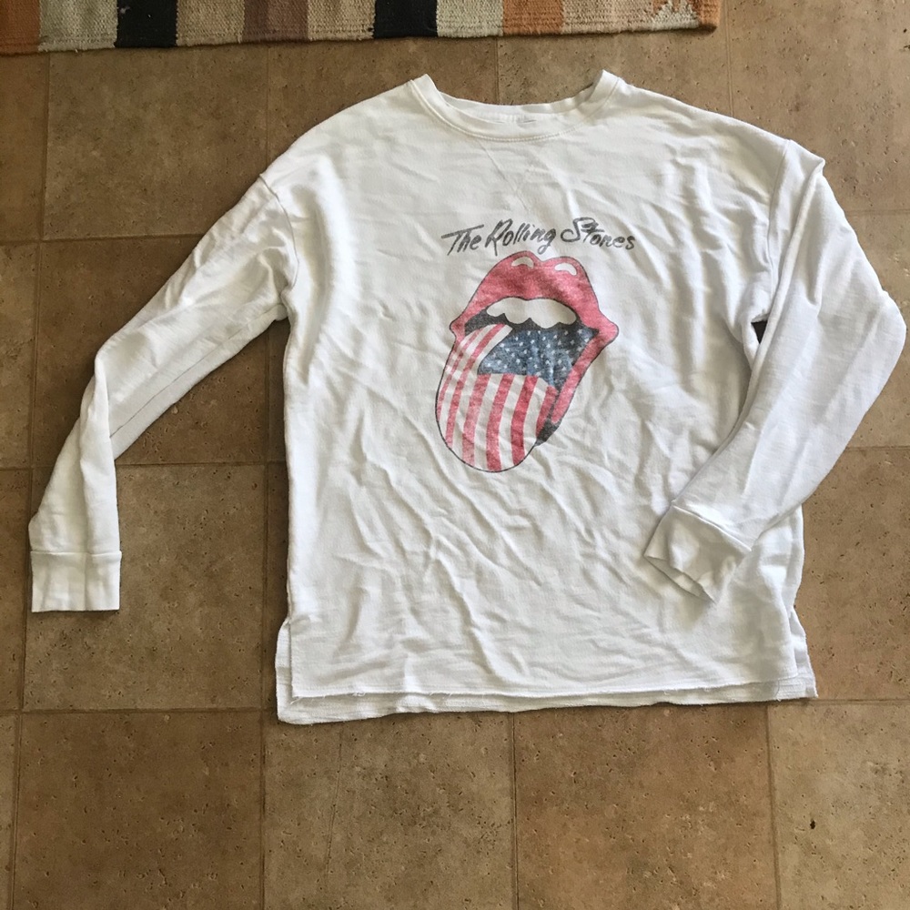🛍 Rolling Stones Oversized Graphic Sweatshirt!
